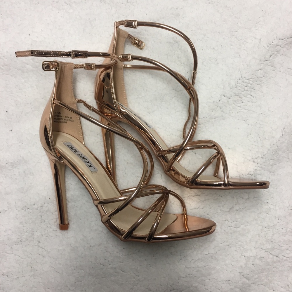 Classy tan Gold heels